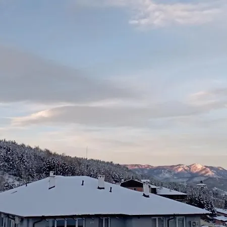 сютка View Penthouse Appartamento Velingrad