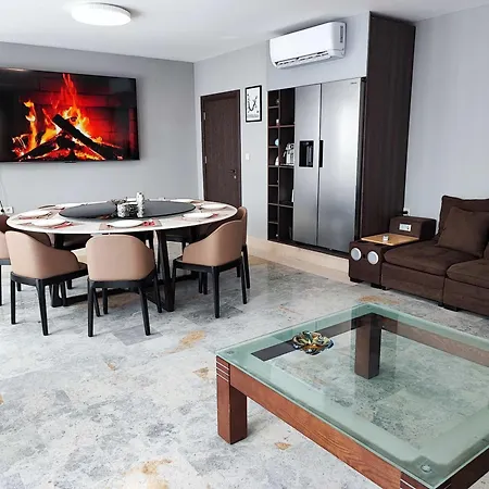 сютка View Penthouse Appartamento